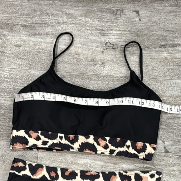 SHEIN 2pcs Set Leopard Print Bikini Swimsuit With Top & Shorts Cover Up - Picture 8 of 16